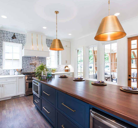 Navy-Blue-kitchen-Cabinets---1