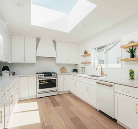 cream-kitchen-cabinets---Classic-Ivory